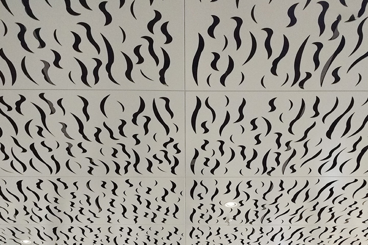 雕花铝空板